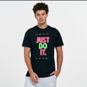 Men’s Nike DNA Just Do It Tee - Bold & Colorful Vintage 90s Graphic Size Small
